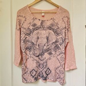 Elephant lightweight knit top (M)